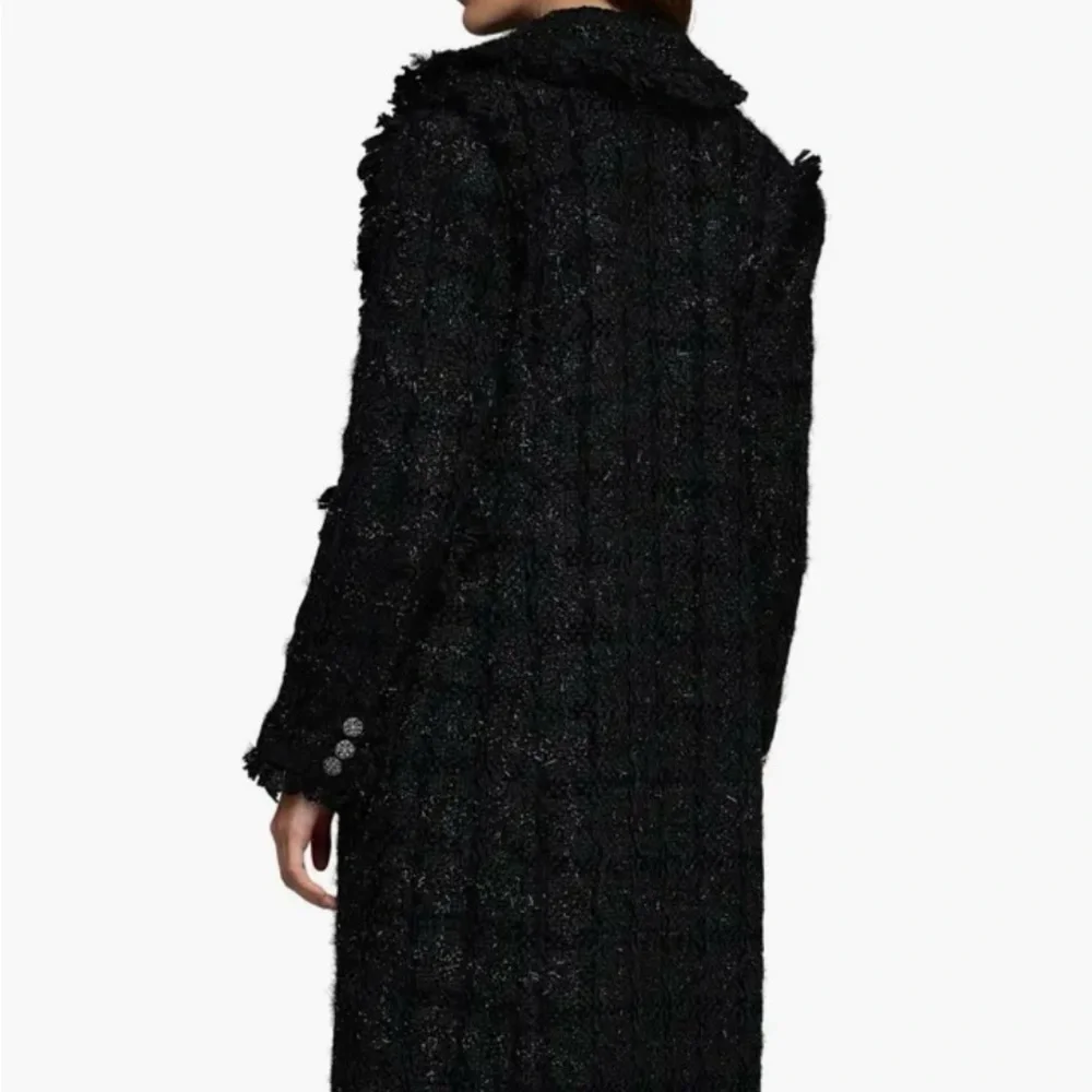Elegant Black Women's Coat - Picture 8 of 9